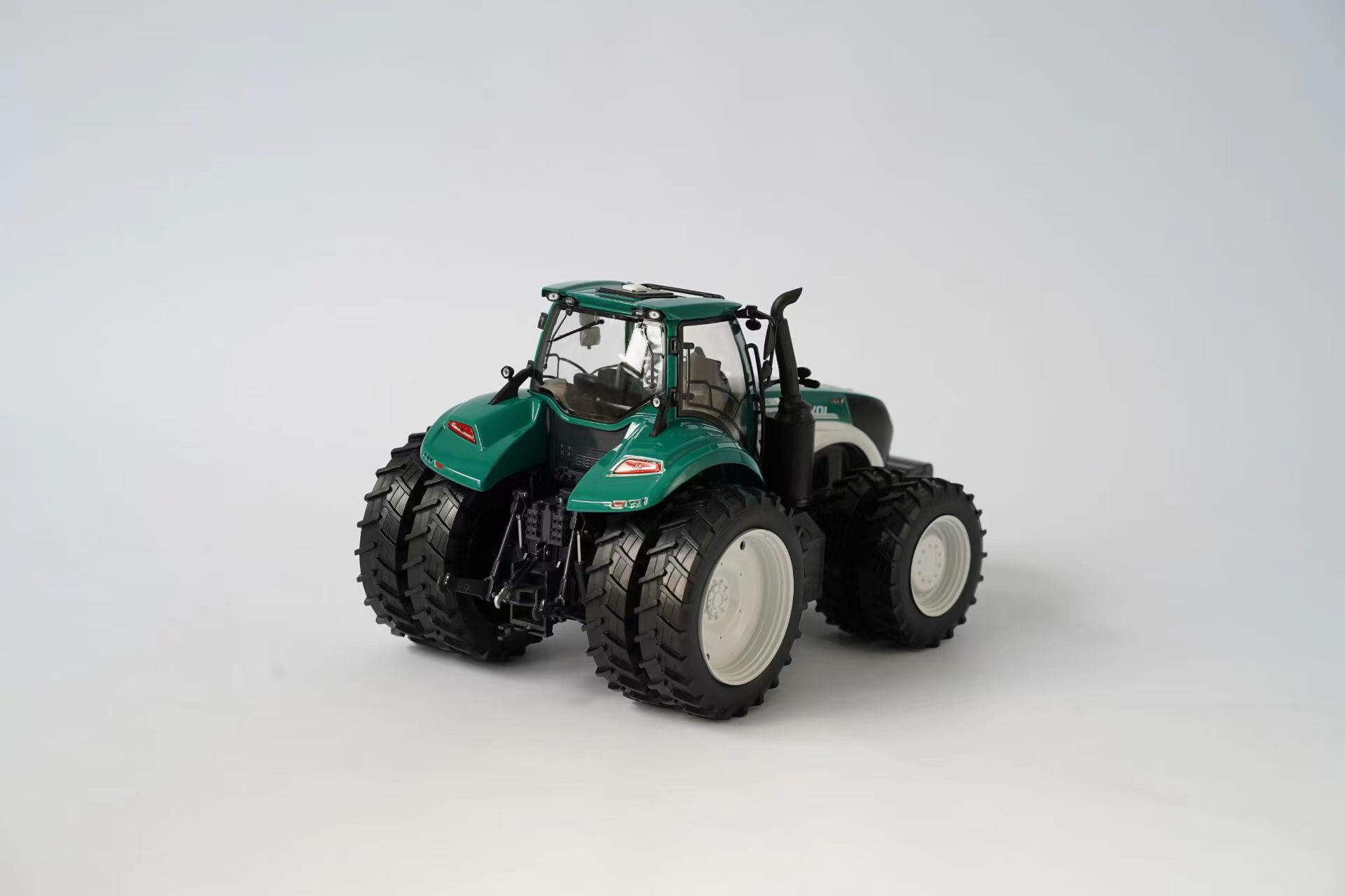 Simulation tractor model