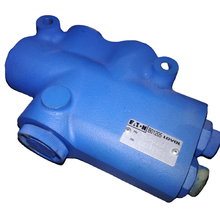 Priority valve