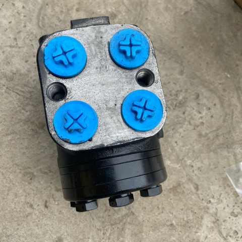 Hydraulic steering gear assembly