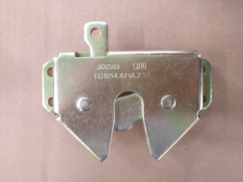 Bonnet lock assembly